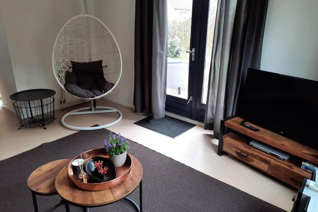 Gezellige Vakantiewoning Met Sauna In Ewijk Bij Nijmegen - Recreational Only No Workers Eksteriør billede